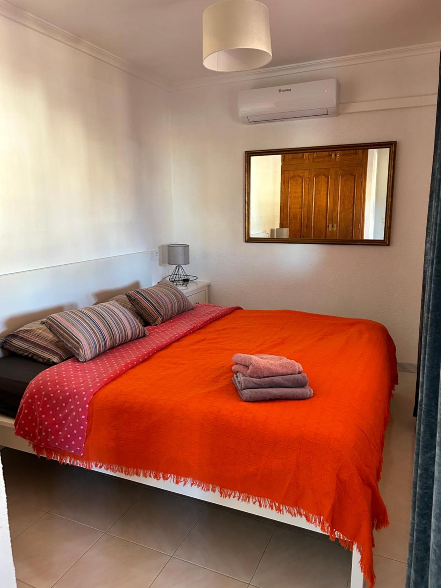 דירות Casa Veintiuno En Calp מראה חיצוני תמונה
