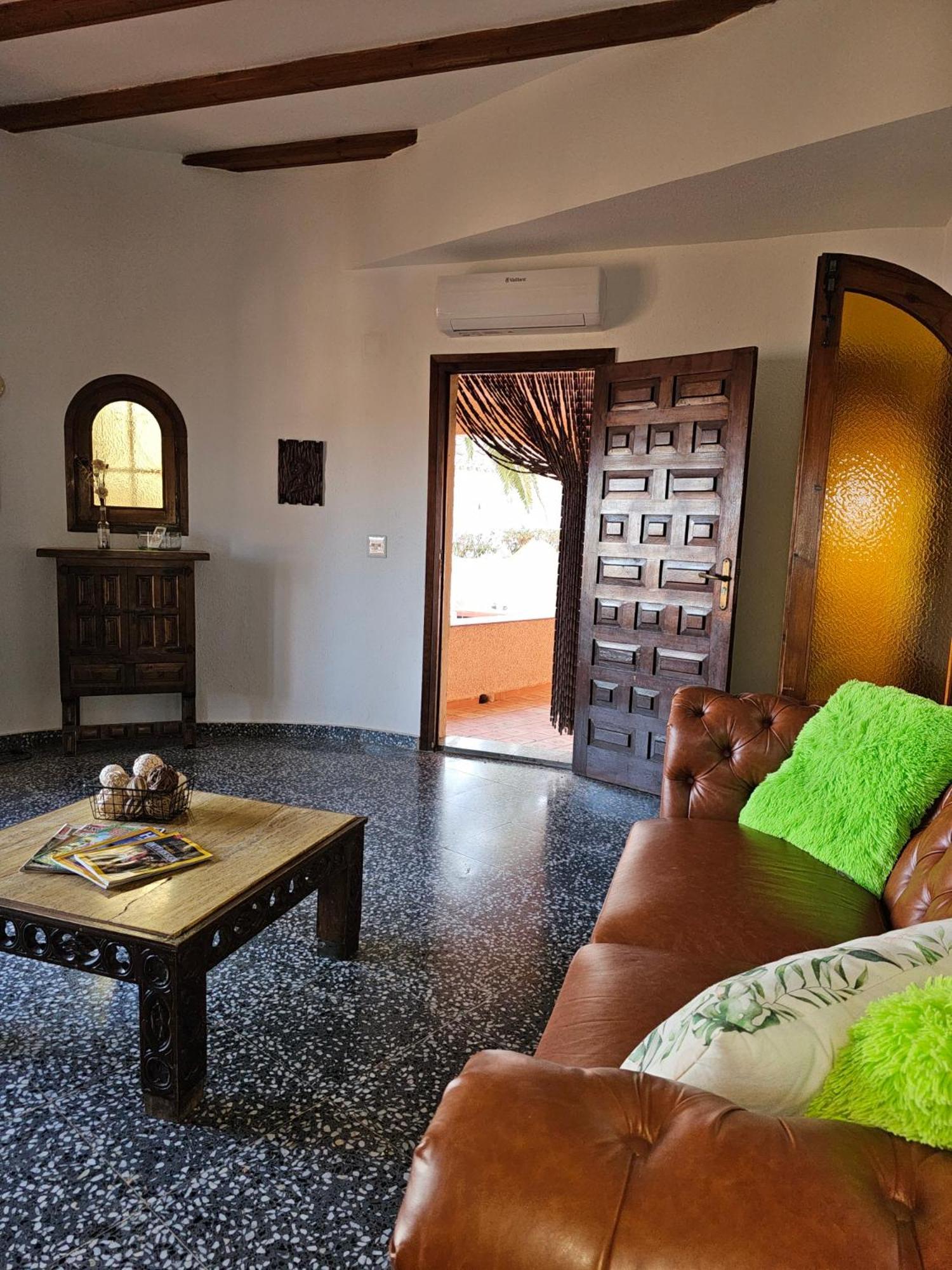 דירות Casa Veintiuno En Calp חדר תמונה