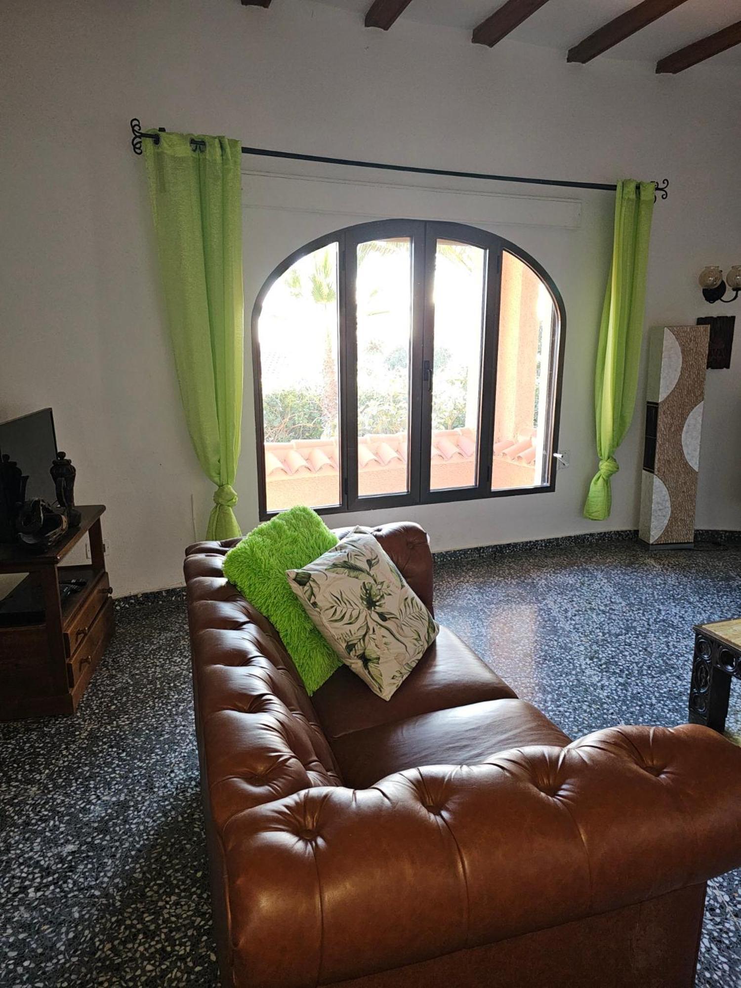 דירות Casa Veintiuno En Calp חדר תמונה