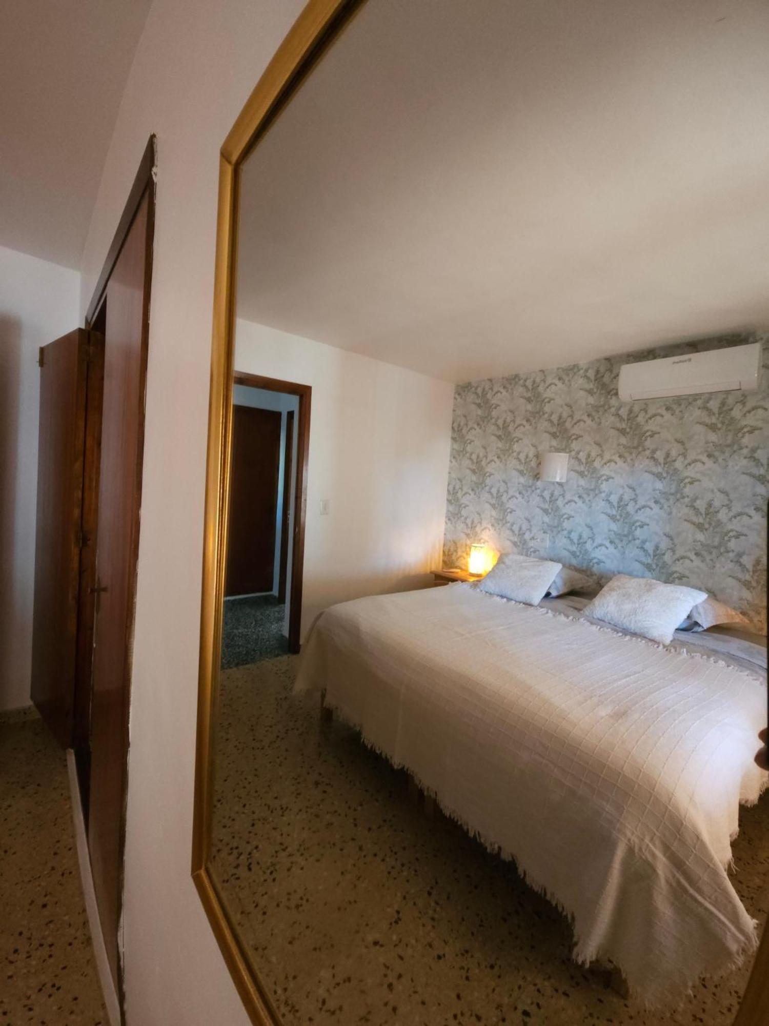 דירות Casa Veintiuno En Calp חדר תמונה